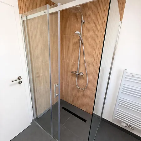Moderne Terrassenwohnung Mit Privatem Eingang Ennepetal